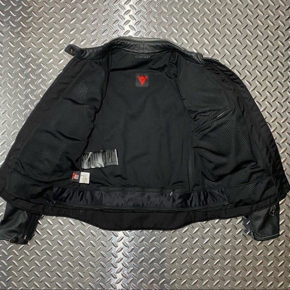 SOLD Dainese Racing D1 Leather Motorcycle Jacket Ladies - Picture 11 of 12